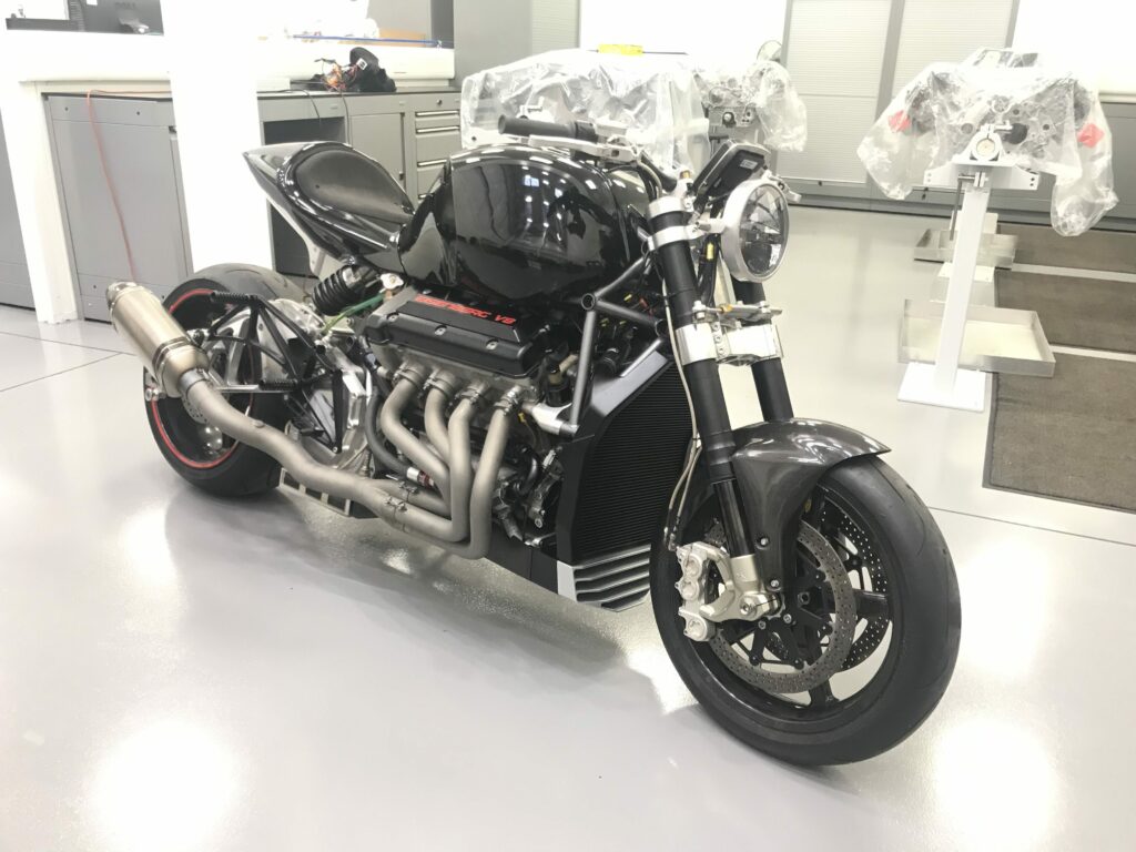 eisenberg v8 motorcycle